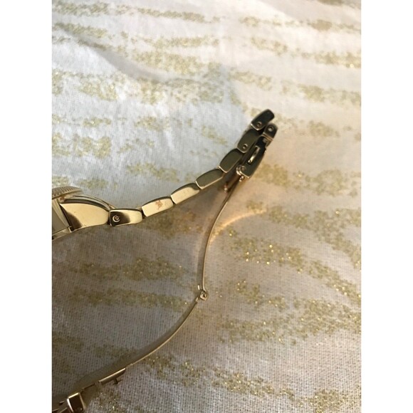 Michael Kors Women’s Watch Gold and Turquoise - Picture 4 of 9